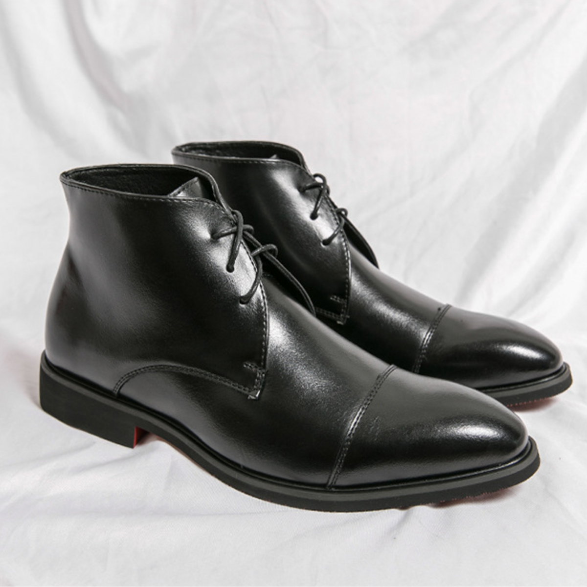 Bota Social Masculina em Couro Clark