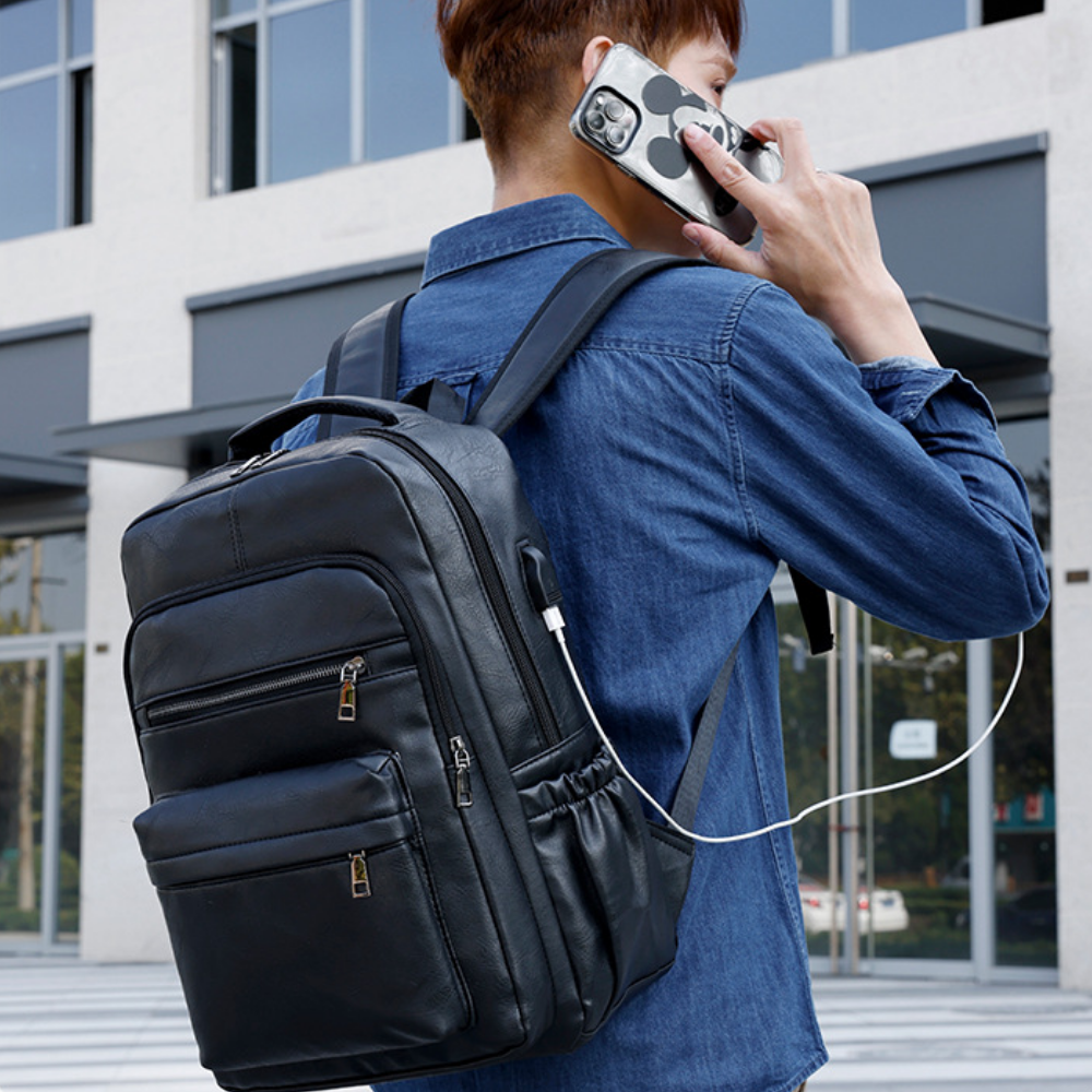 Mochila em Couro Oslo