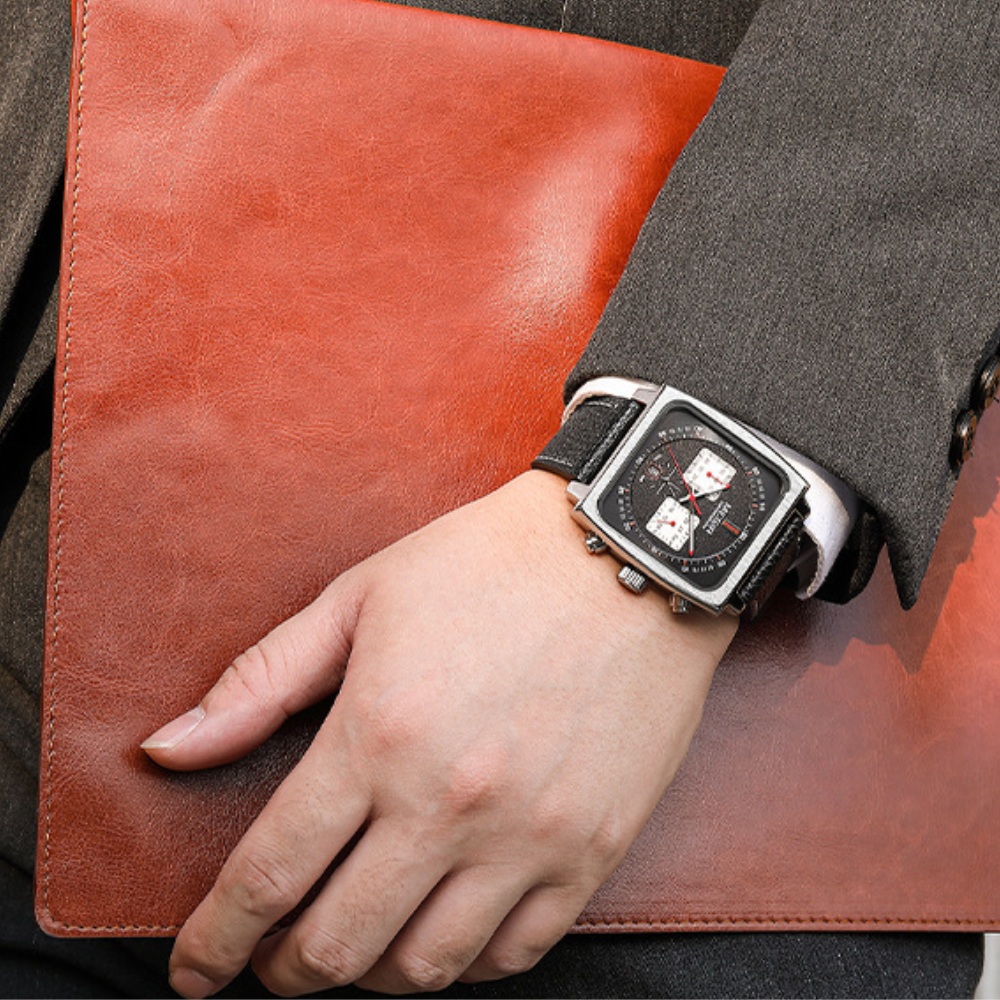 Relógio Megir Squared Black em Couro