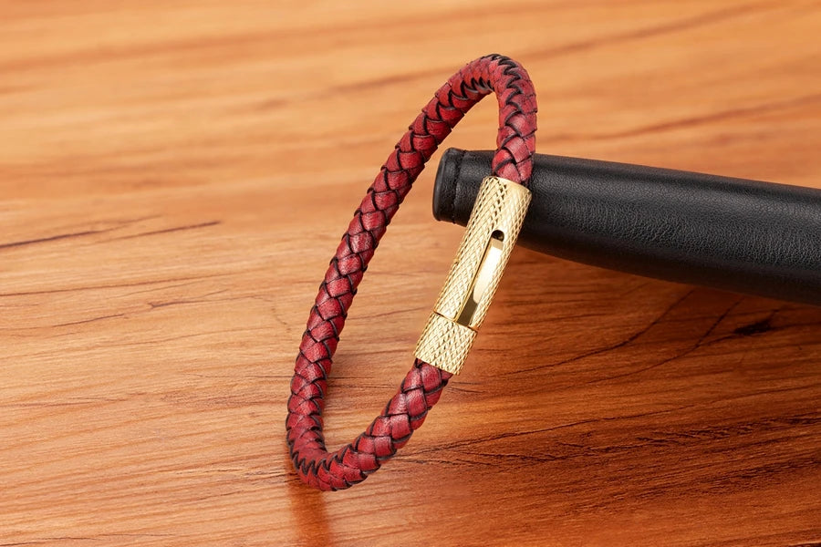 Pulseira Charles em Couro - Vermelha e Dourada