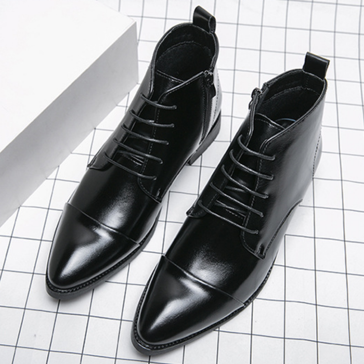 Bota Social Masculina em Couro Thomas