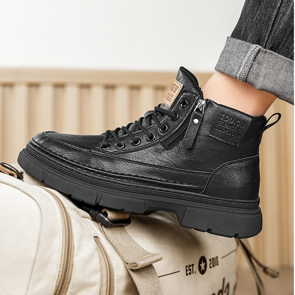 Bota Masculina Casual em Couro Hunter