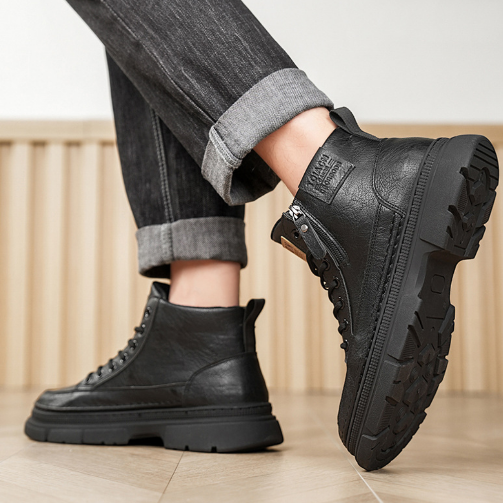 Bota Masculina Casual em Couro Hunter