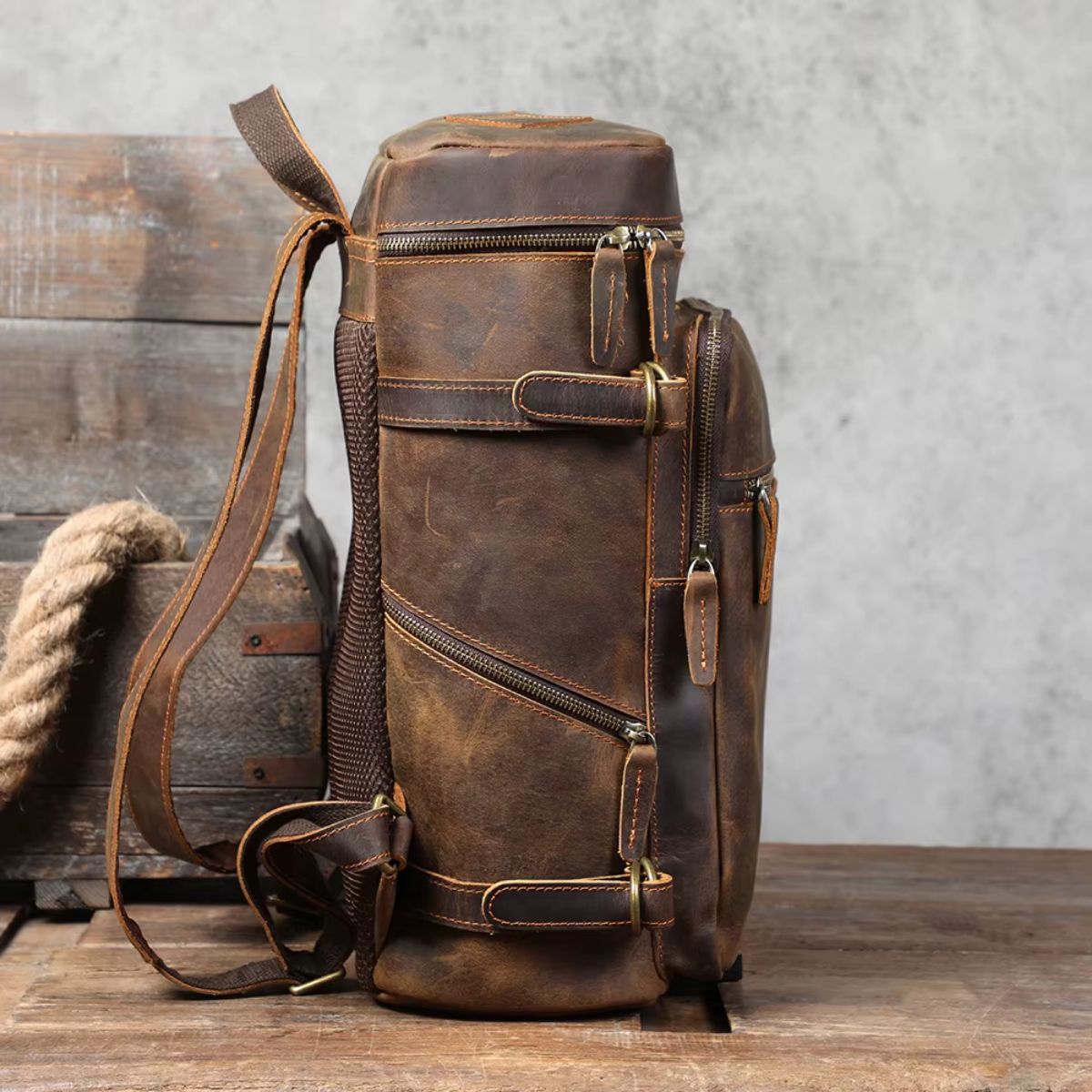 Mochila em Couro Legítimo Romania