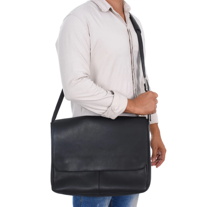 Bolsa Carteiro Masculina em Couro Legítimo Edimburgo