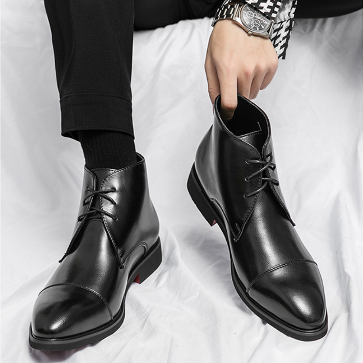 Bota Social Masculina em Couro Clark