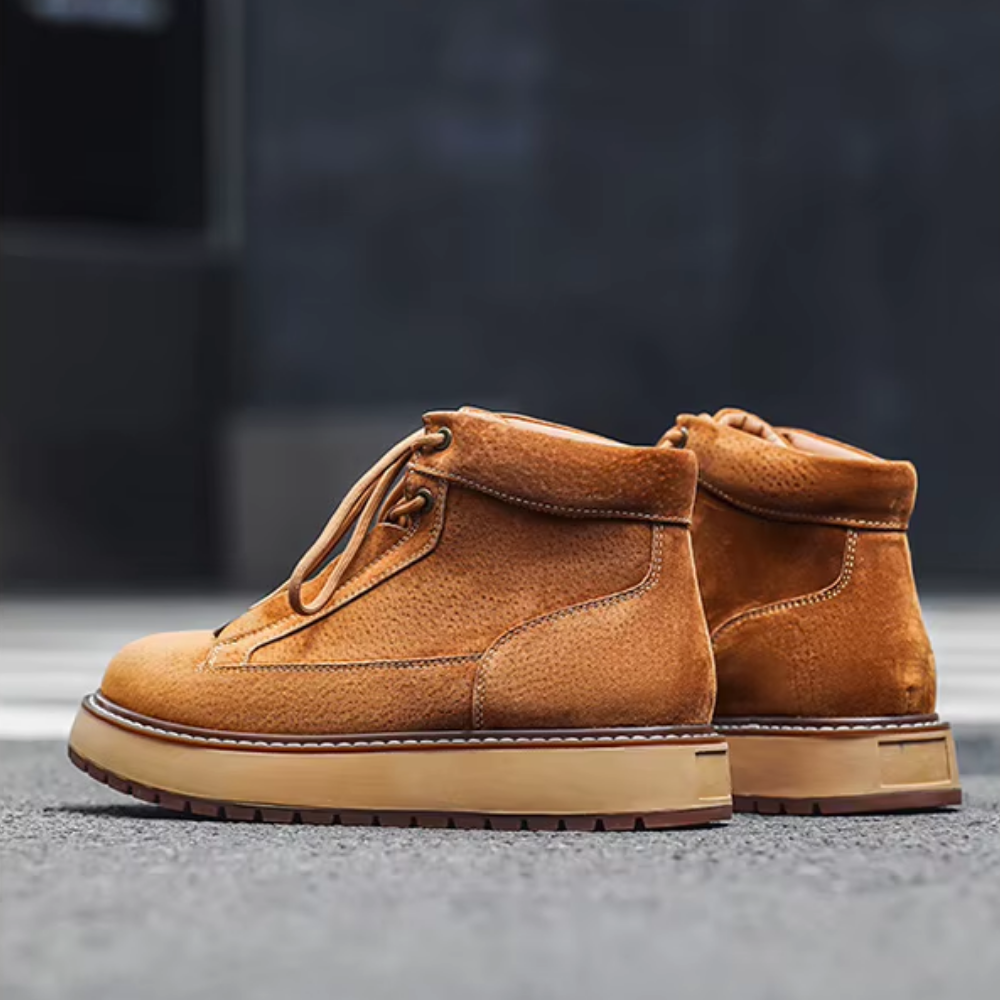 Bota Masculina em Camurça Legítima Octavius