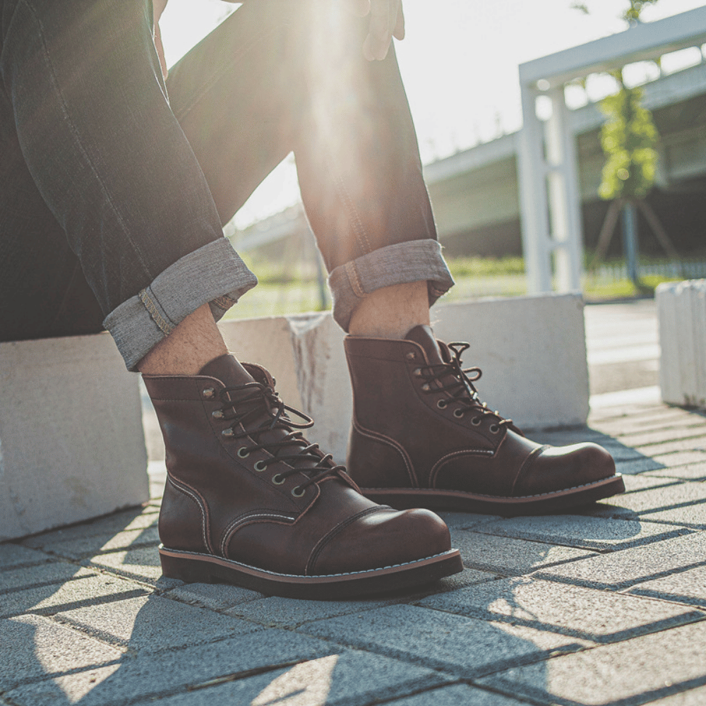 Bota Masculina de Couro Legítimo Théodore