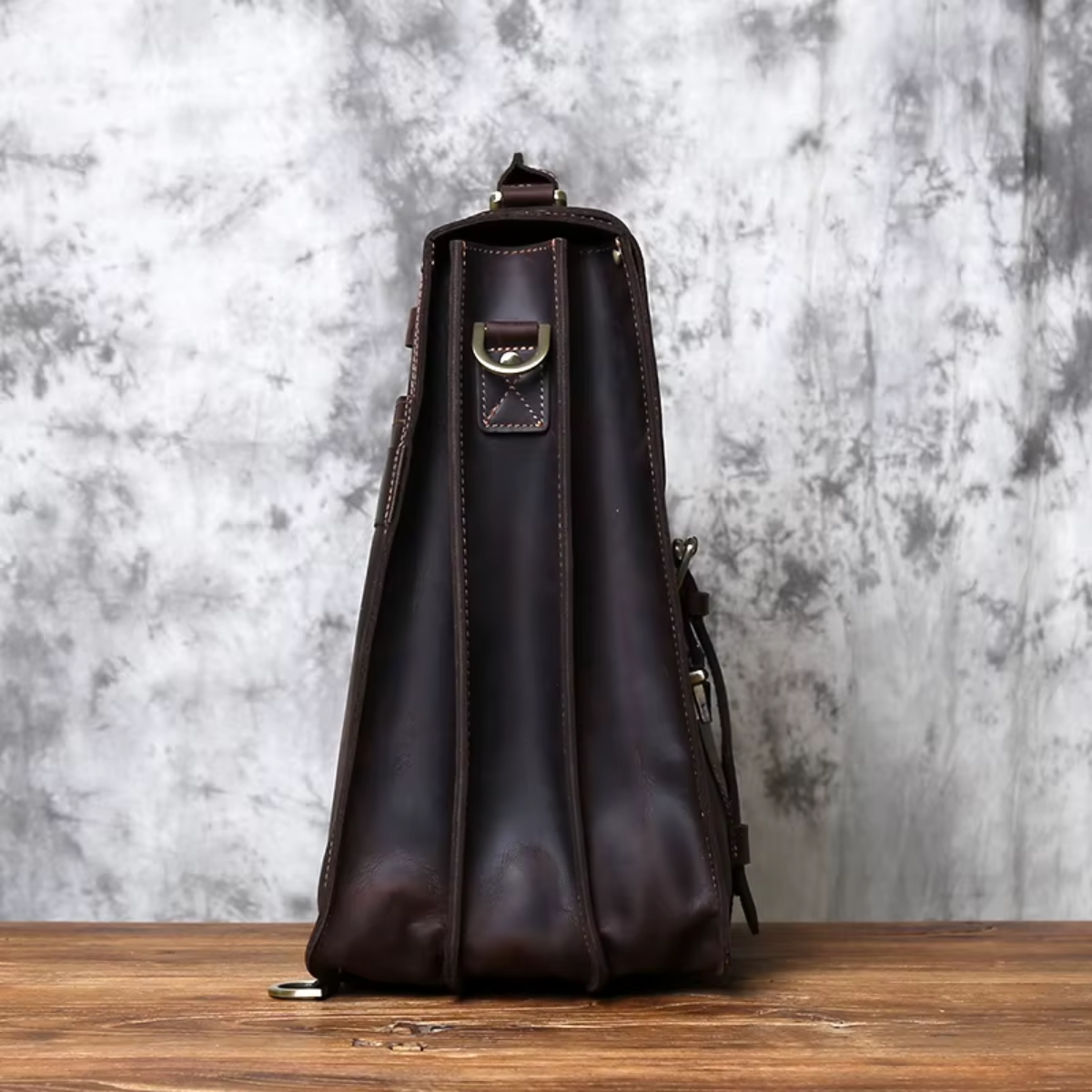 Mochila em Couro Legítimo Pienza