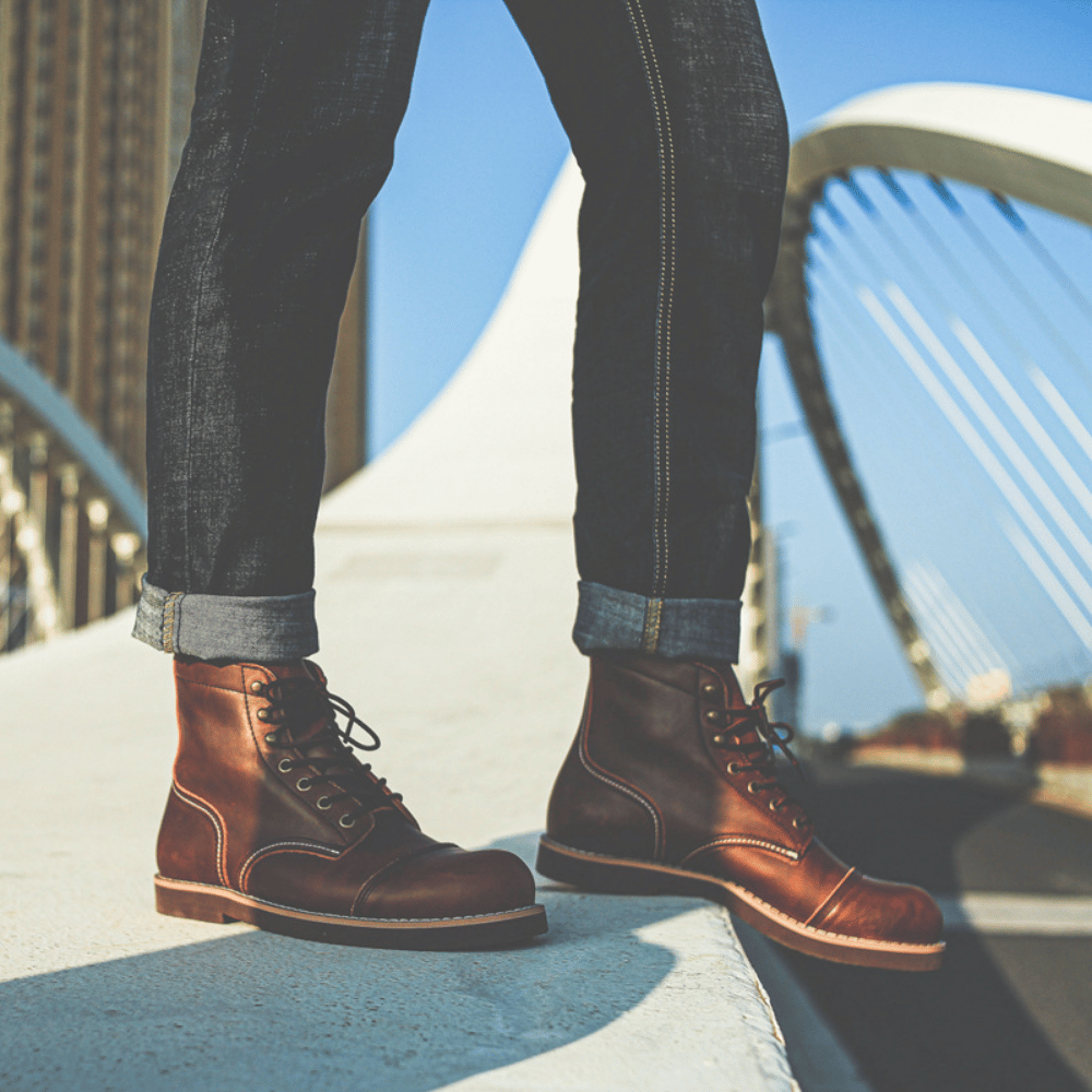 Bota Masculina de Couro Legítimo Théodore