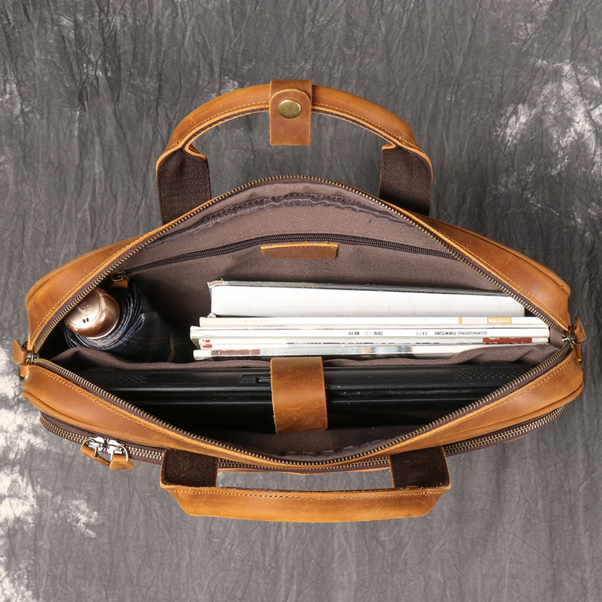 Bolsa Executiva Masculina em Couro Legítimo Cambridge