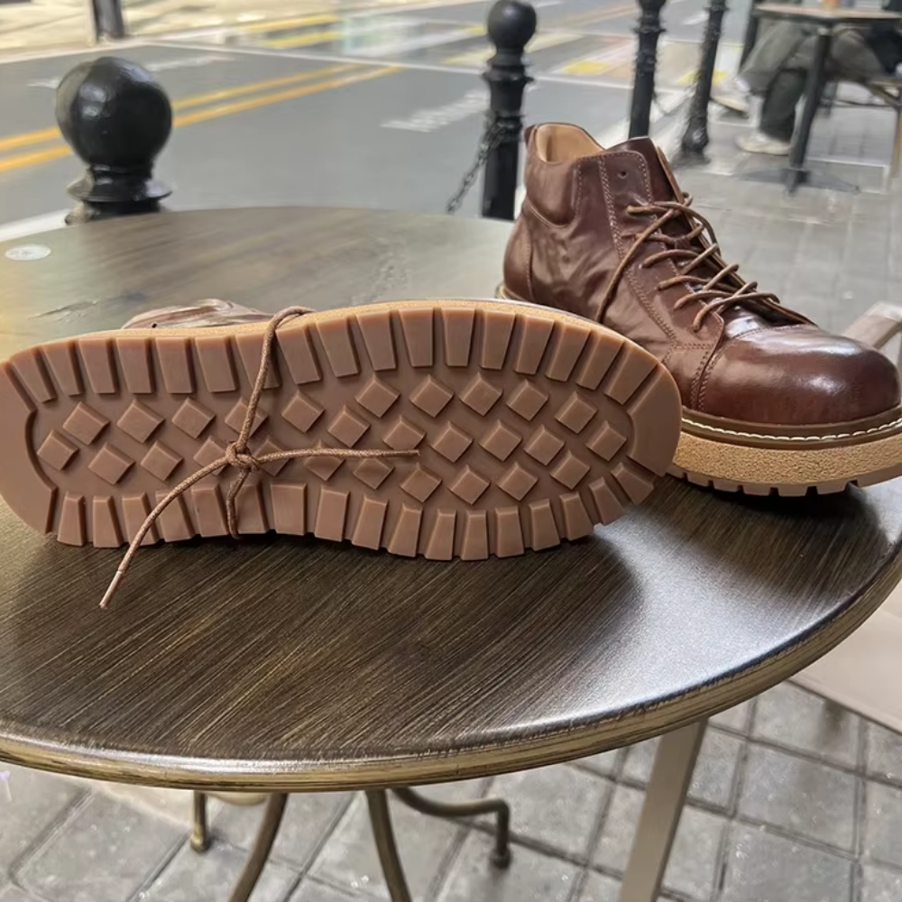 Bota Masculina em Couro Legítimo Stewart