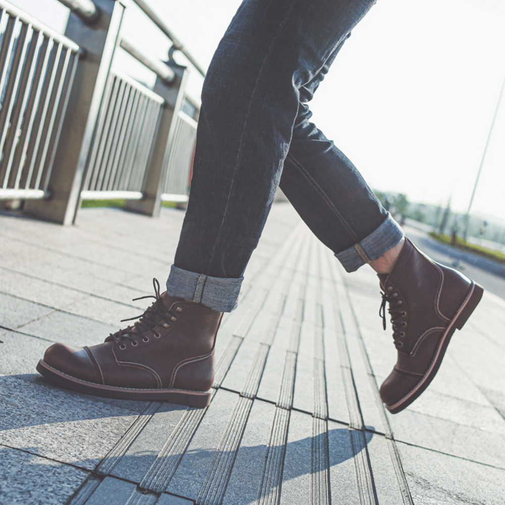 Bota Masculina de Couro Legítimo Théodore