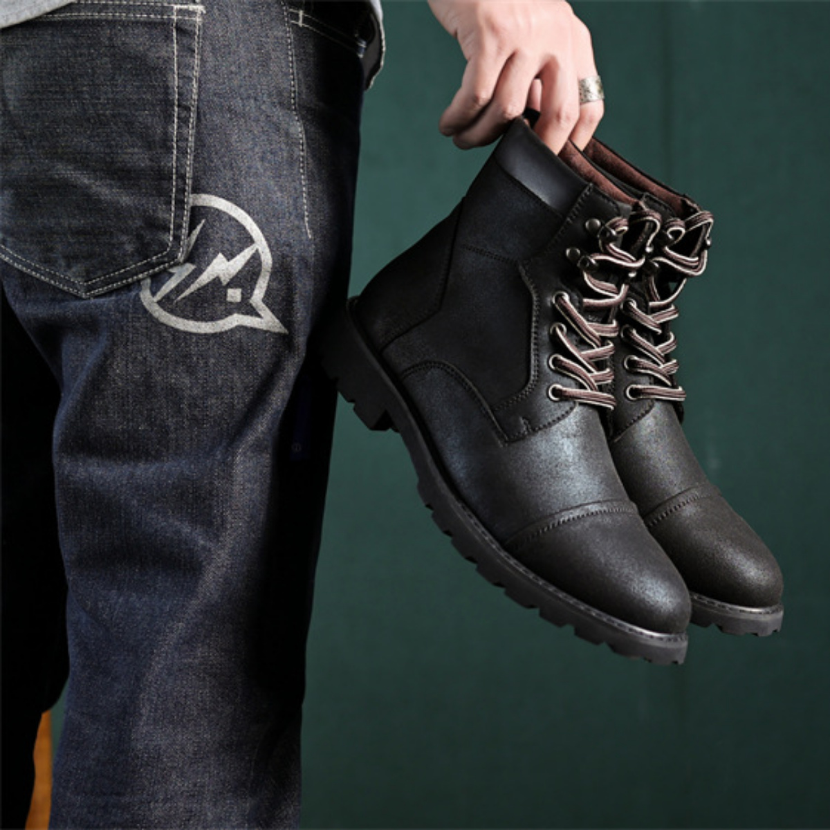 Bota Masculina em Couro Michael