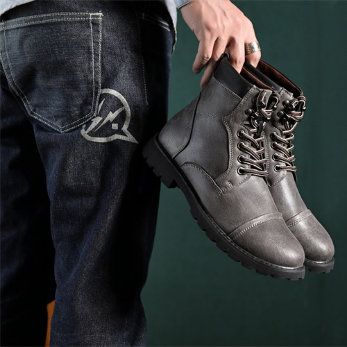 Bota Masculina em Couro Michael