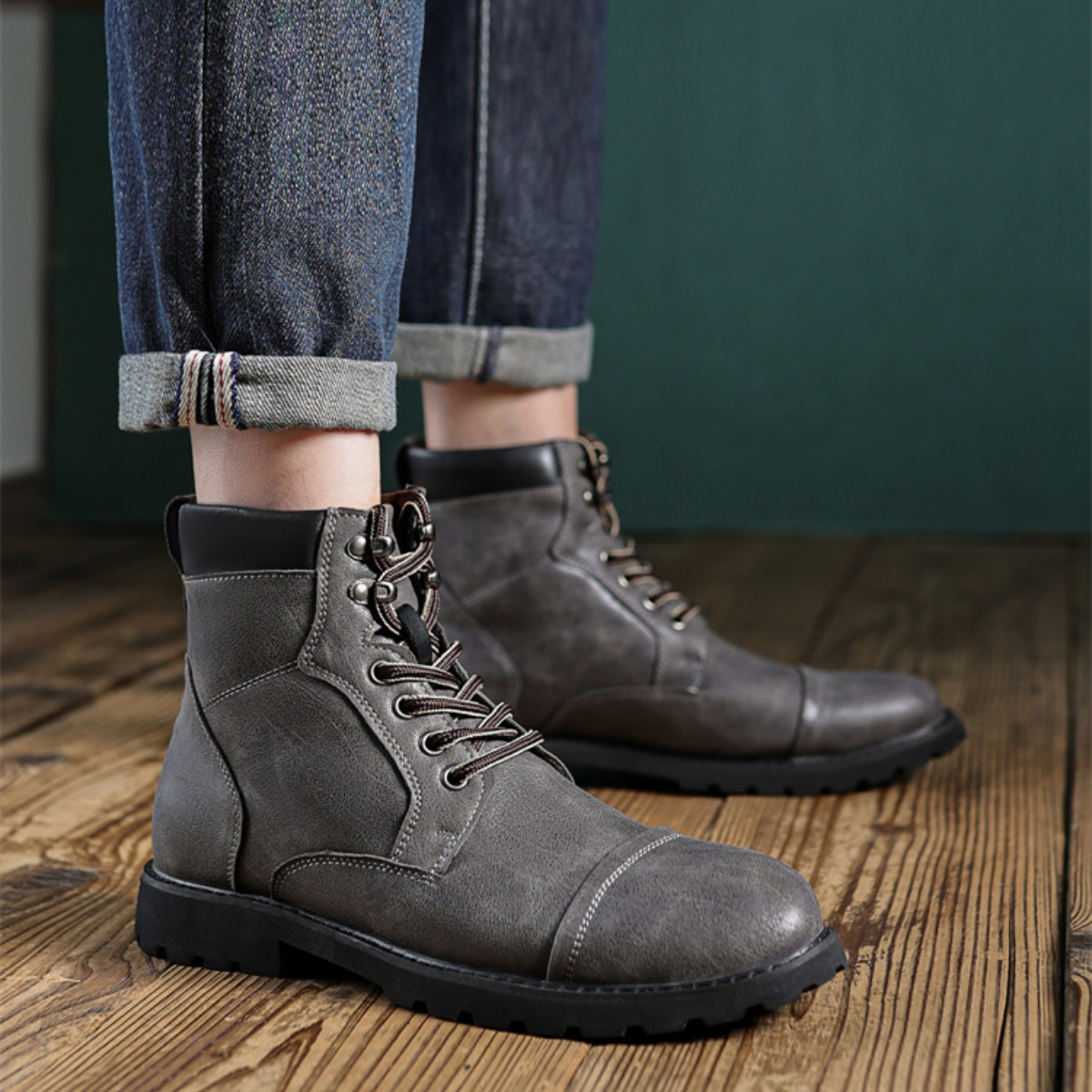 Bota Masculina em Couro Michael