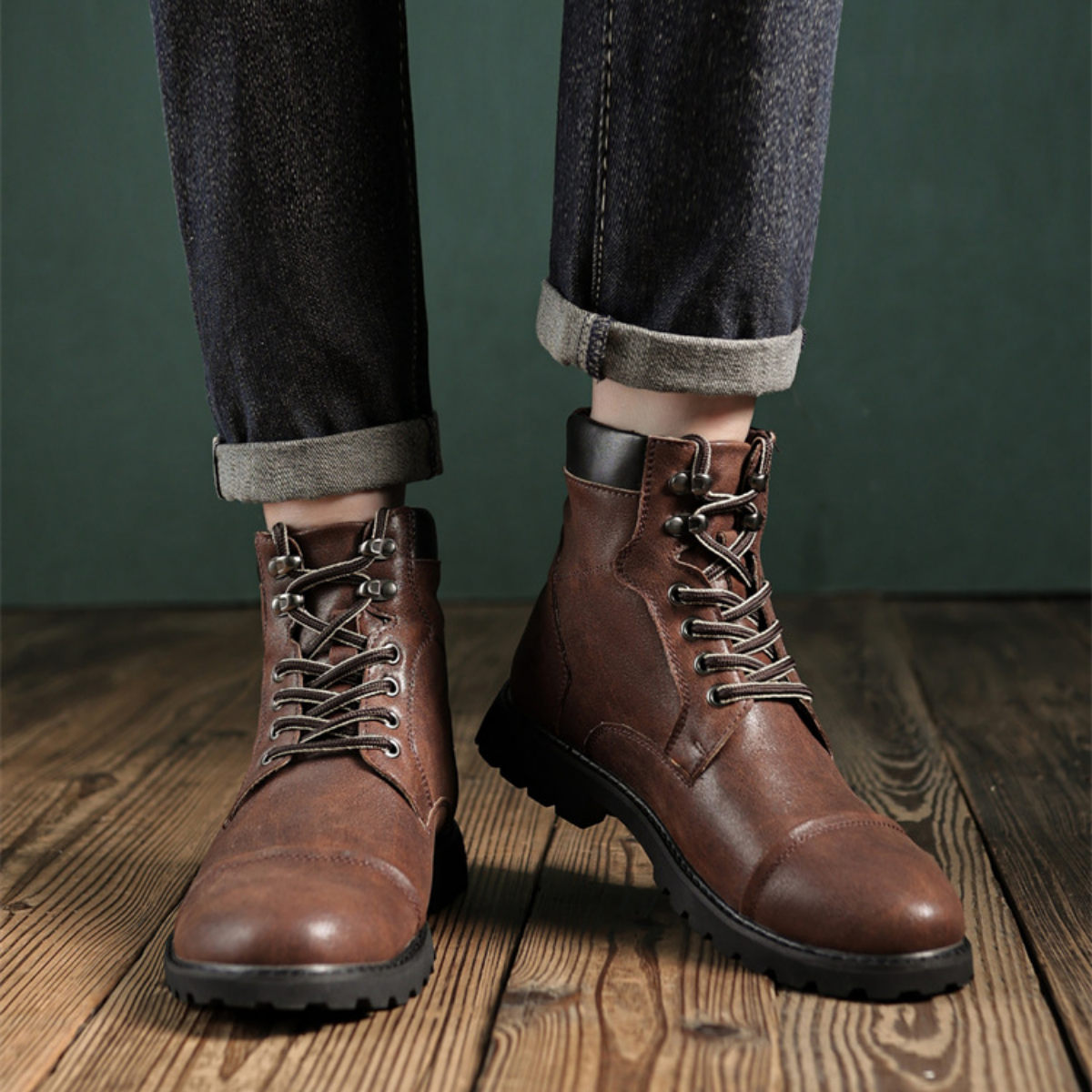 Bota Masculina em Couro Michael