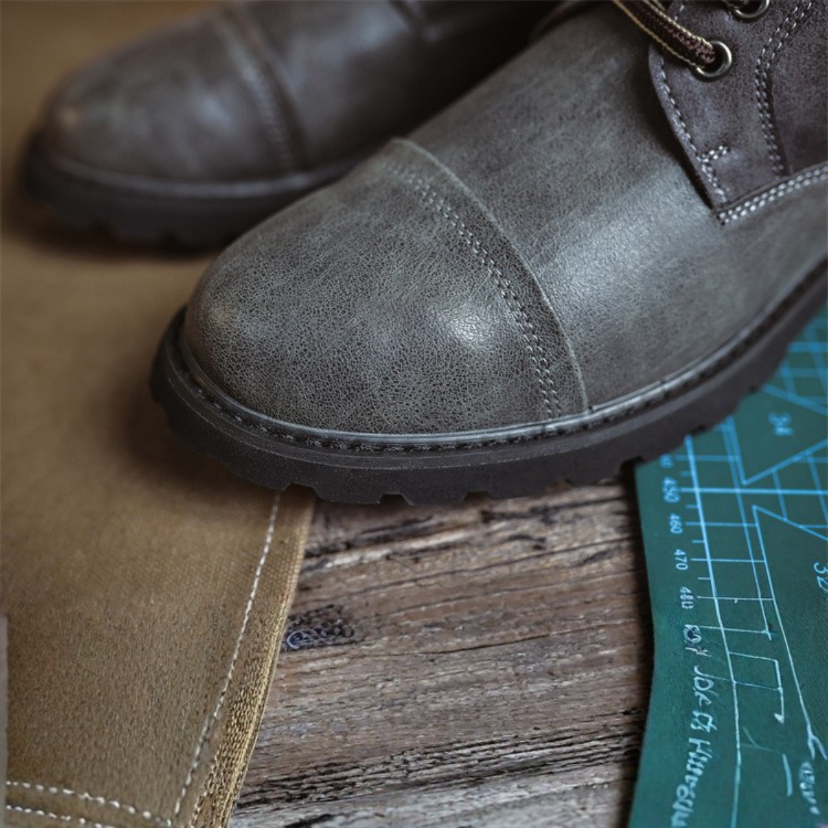 Bota Masculina em Couro Michael
