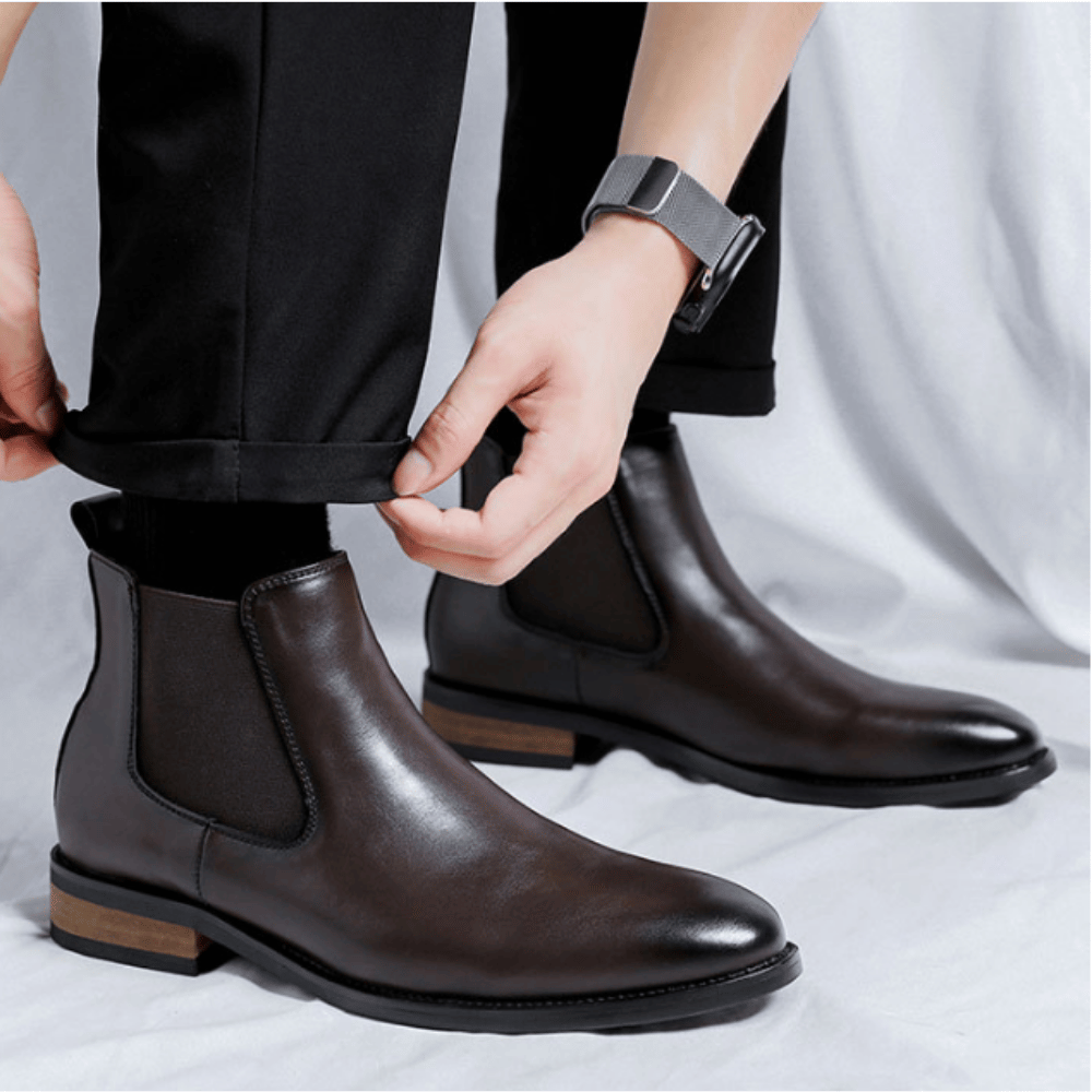 Bota Chelsea Masculina em Couro Moreau