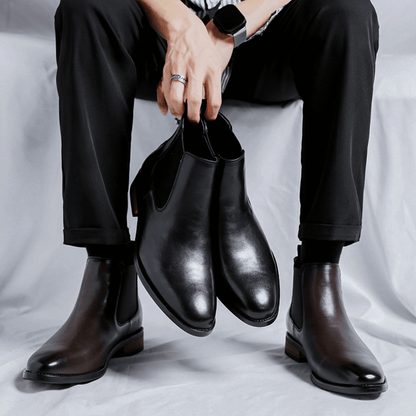 Bota Chelsea em Couro Moreau Marrom