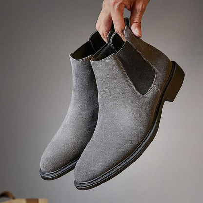 Bota Masculina em Couro Camurça St. Peter