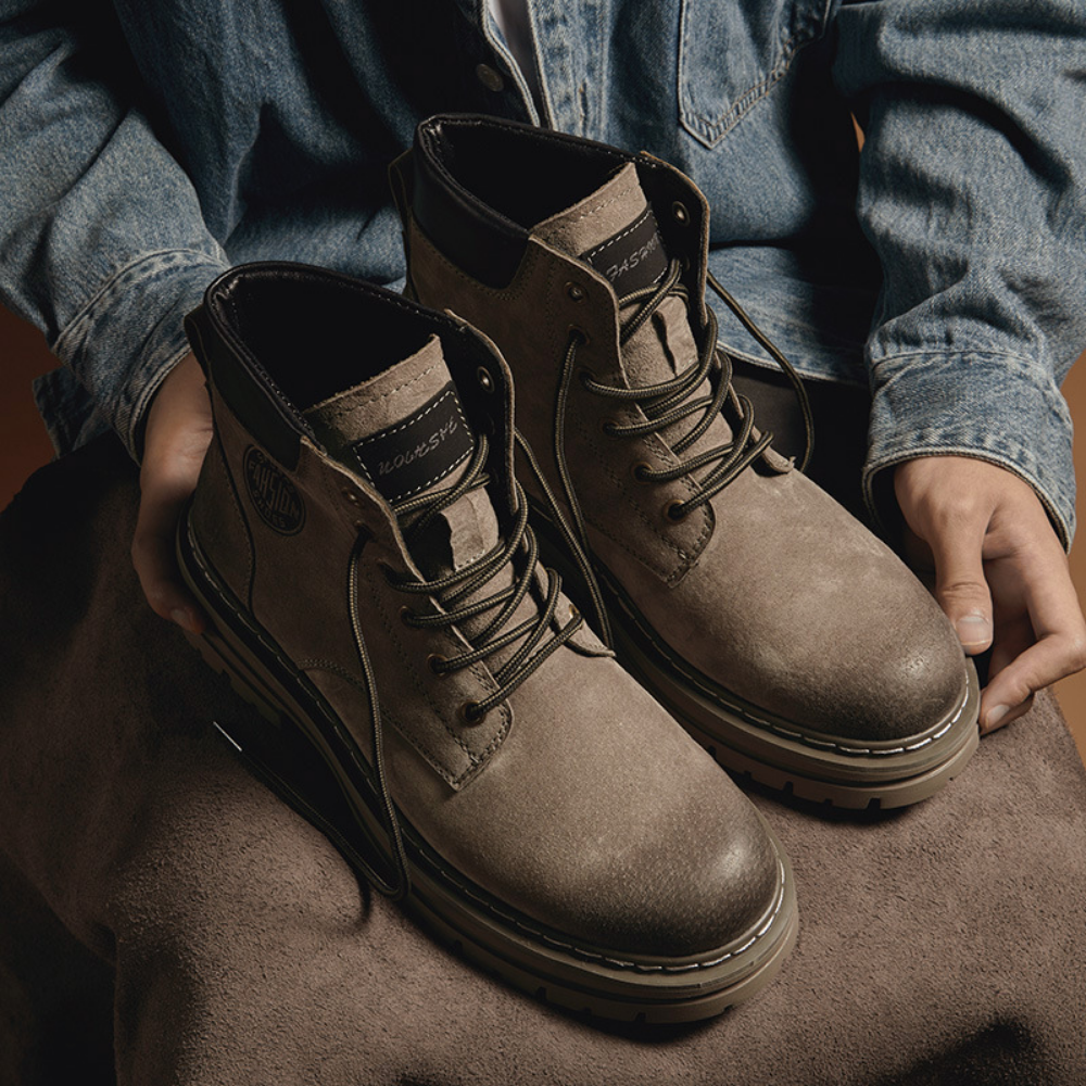Bota Coturno Masculina em Couro Legítimo Everest