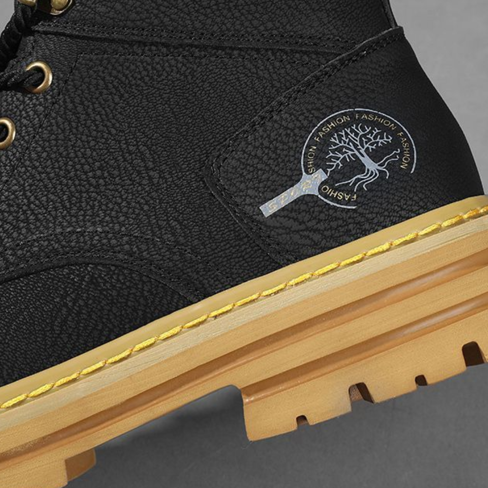 Bota Militar de Couro Preto