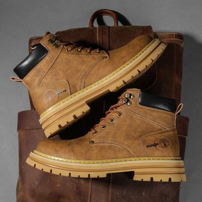Bota Militar de Couro Marrom