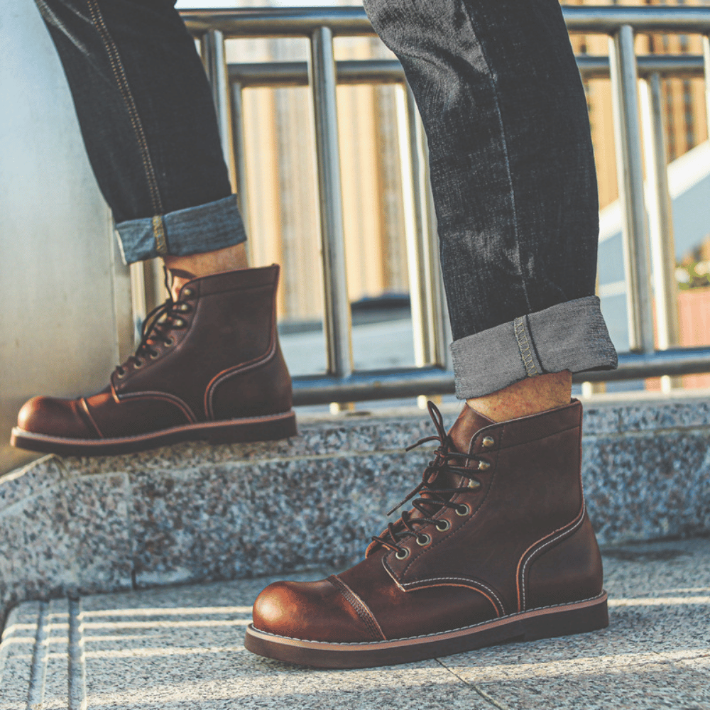 Bota Masculina de Couro Legítimo Théodore