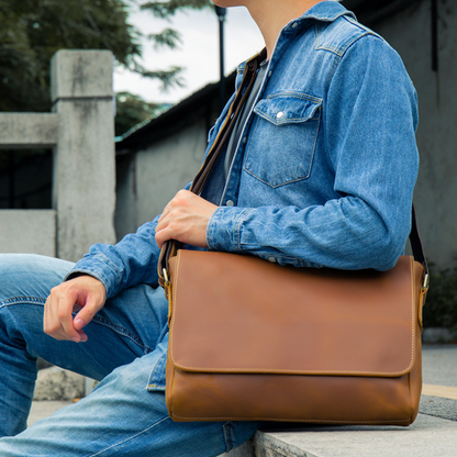 Bolsa Carteiro Masculina em Couro Legítimo Milwaukee