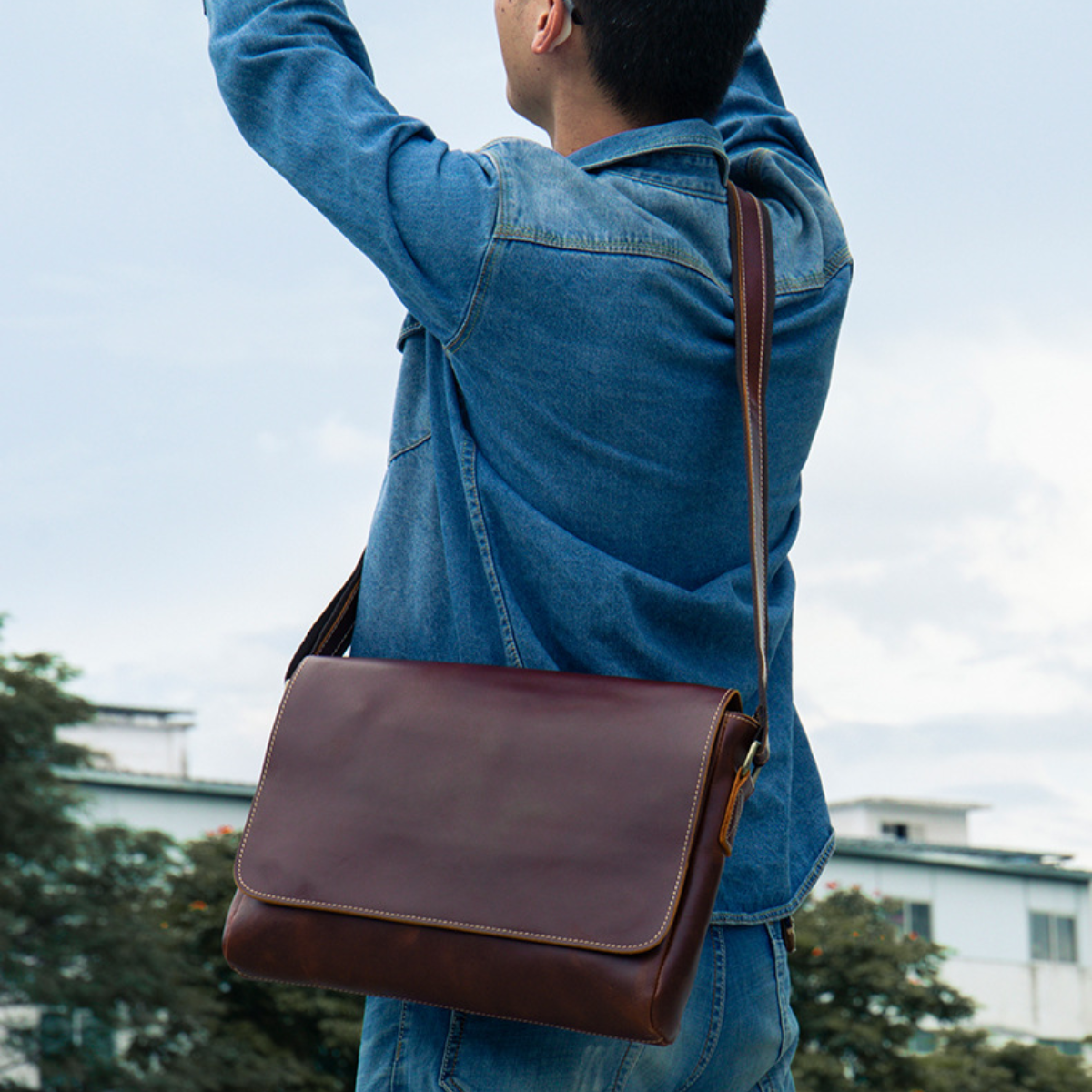 Bolsa Carteiro Masculina em Couro Legítimo Milwaukee
