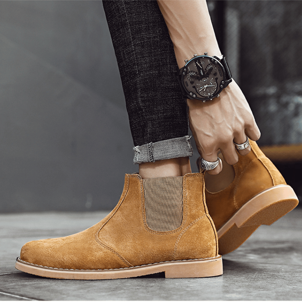 Bota de Camurça Rochester Caramelo