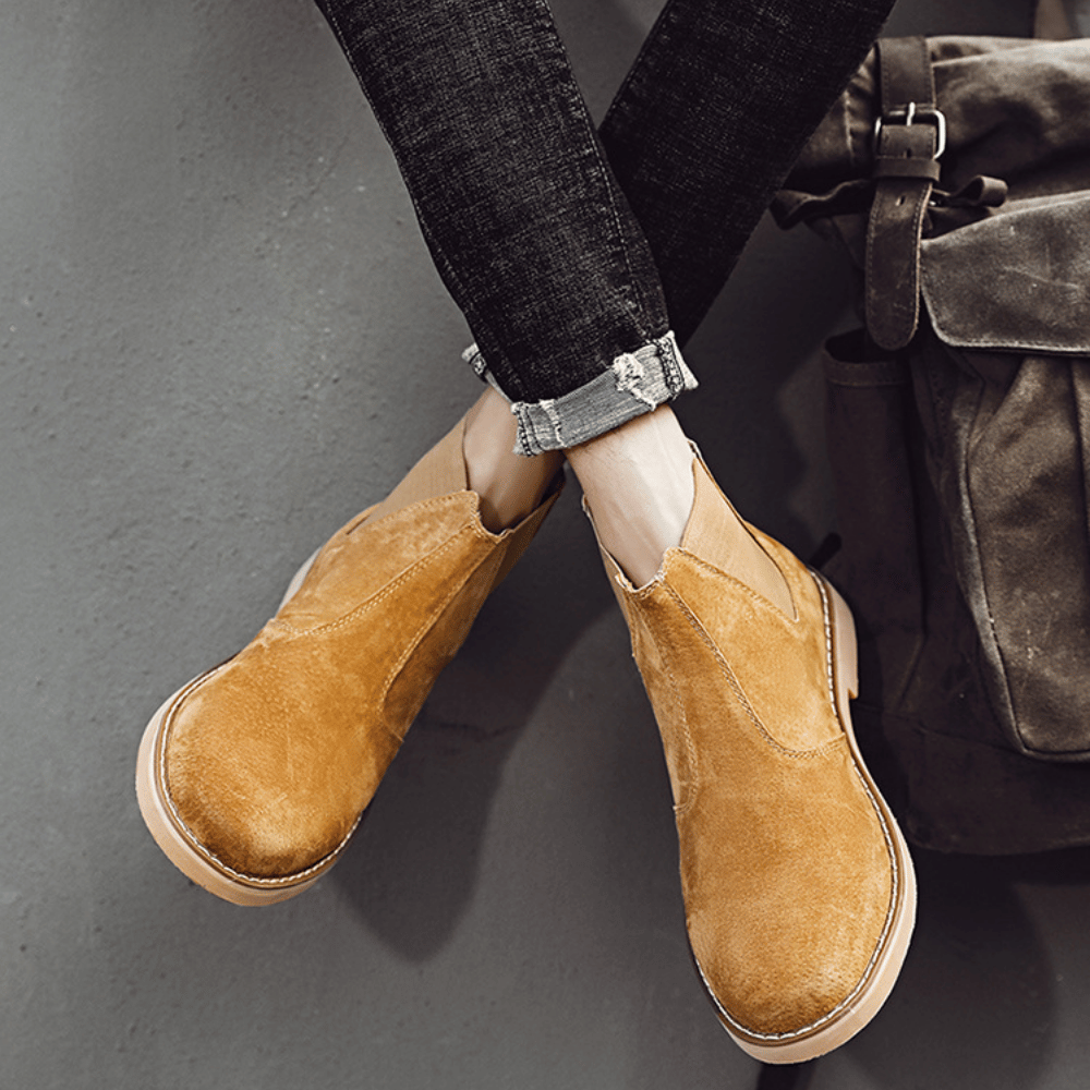 Bota de Camurça Rochester Caramelo