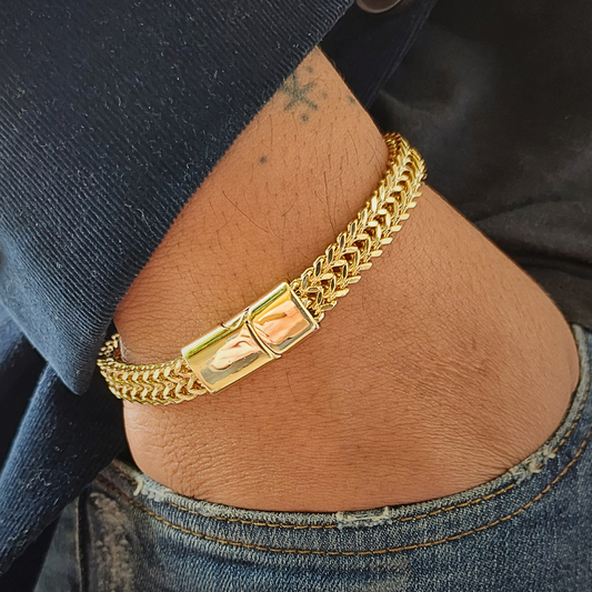 Pulseira Thaddeus Ouro Inox