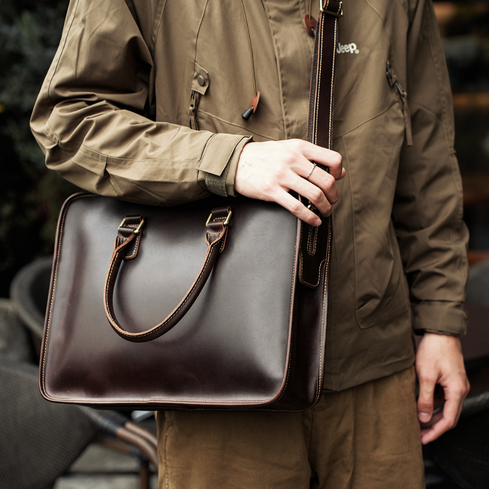 Bolsa Executiva Masculina em Couro Legítimo Cardiff