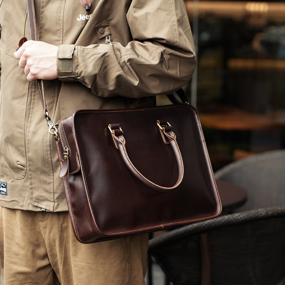Bolsa Executiva Masculina em Couro Legítimo Cardiff