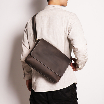 Bolsa Carteiro Masculina em Couro Legítimo Denver