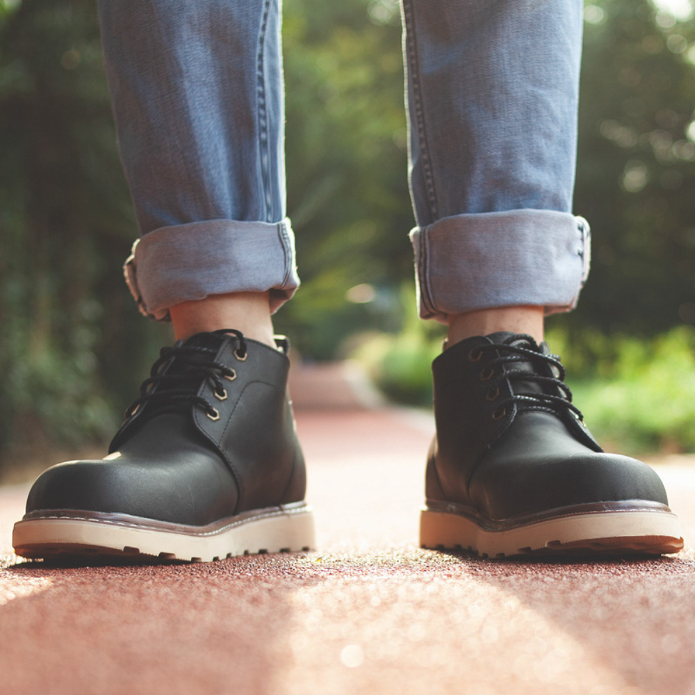 Bota Masculina em Couro Legítimo Wilfred