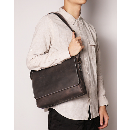 Bolsa Carteiro Masculina em Couro Legítimo Denver