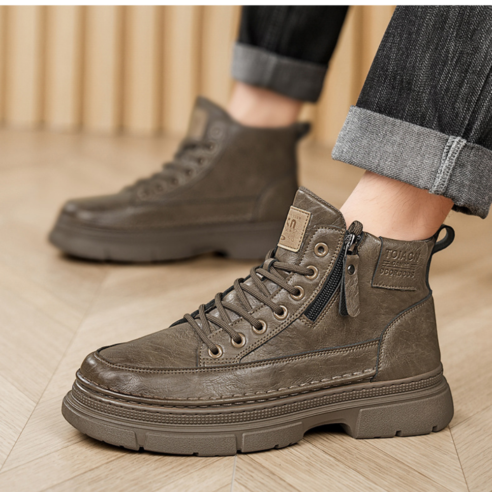 Bota Masculina Casual em Couro Hunter