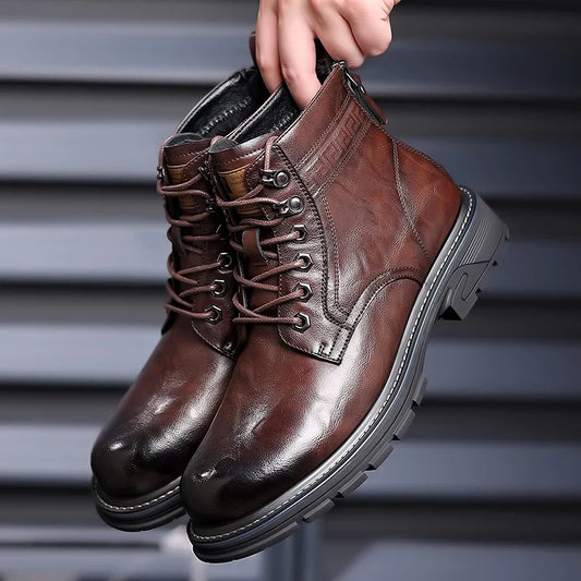 Bota Masculina Premium em Couro Tecnológico Aurelius