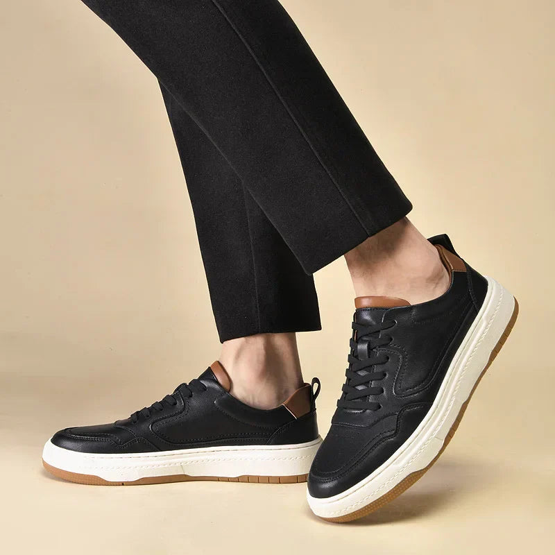 Tênis Casual Masculino em Couro Magnus