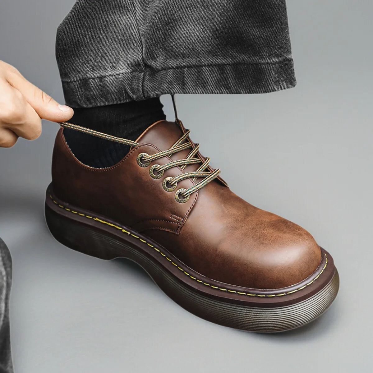 Sapato Derby Masculino Casual em Couro Bass – Estilo Vintage
